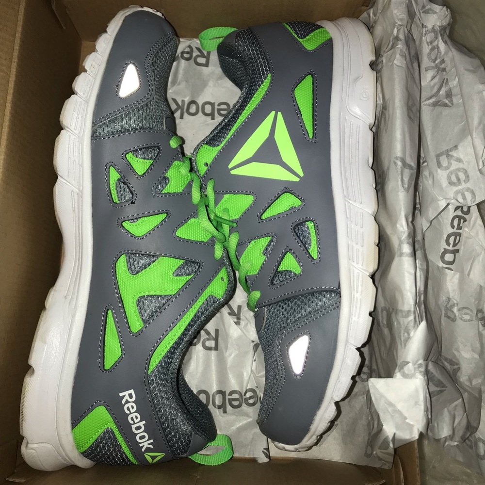 Reebok Sneakers